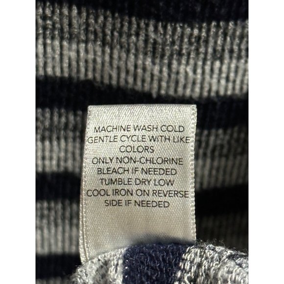C J Banks size 1X blue striped soft button accents pullover top - Picture 6 of 7
